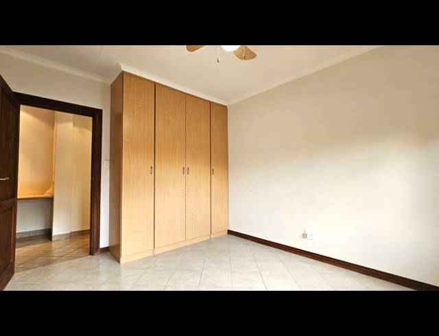 2 BEDROOM HOUSE RENTED IN MORELETA PARK